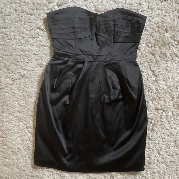 Mini black dress - Picture 2 of 4